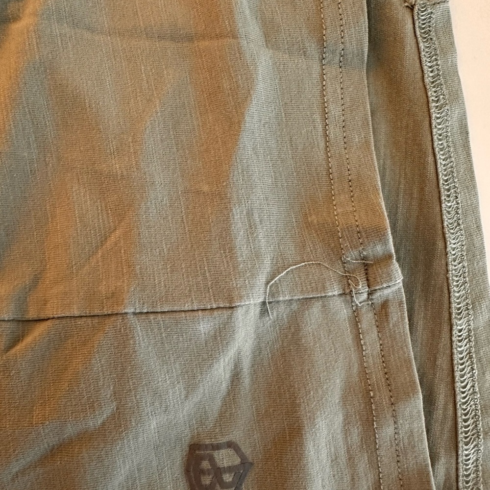 Born Primitive Crop Light Green - Picture 5 of 5